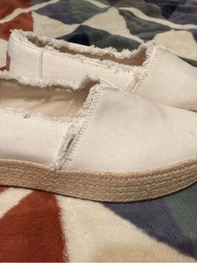 Toms Cream Frayed-Edge Espadrille Platform Slip-Ons